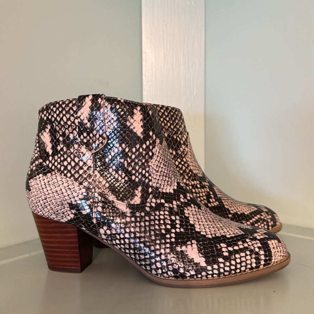 Vionic Ankle Booties - image 2